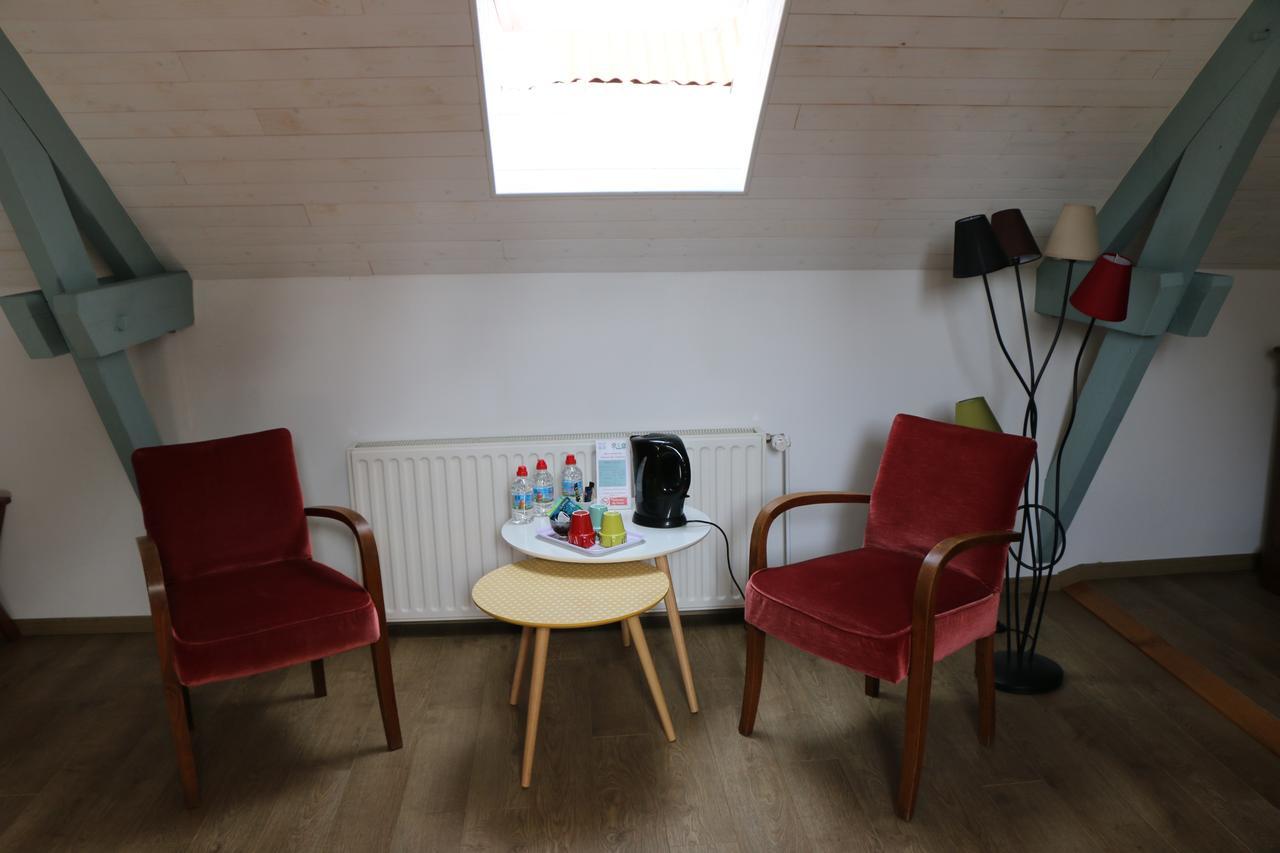 Bed and Breakfast Au Relais De Chaussy Exterior foto
